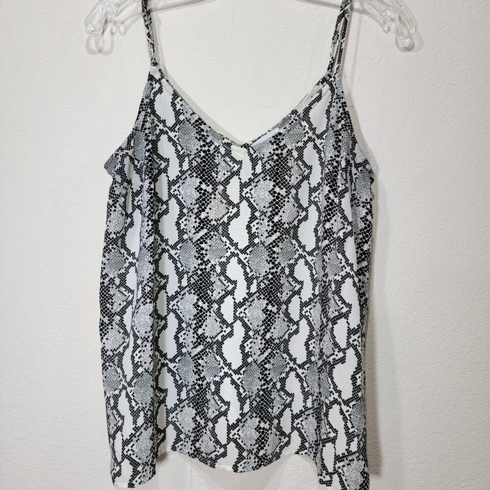 The Drop Kathleen Barnes M Tank Shell Snake Lizard Cami Strap Black White